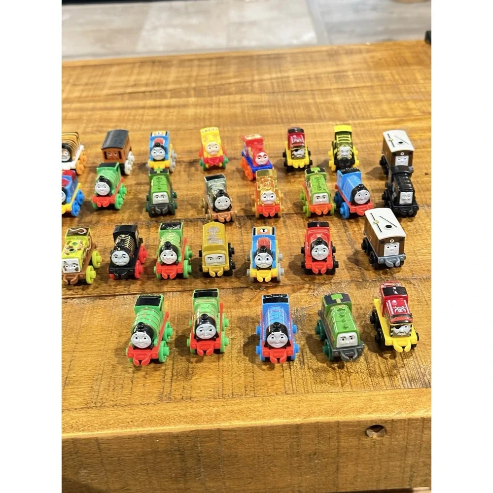 Lot Of 30+ Thomas The Tank Engine And Friends Mini Micro Trains Preowned